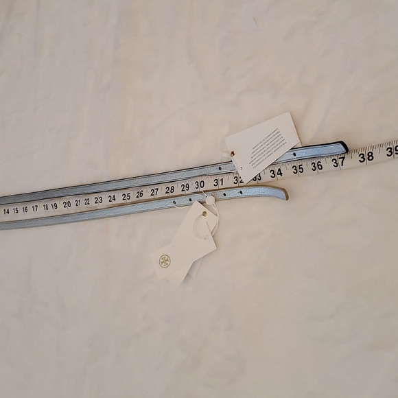 TORY BURCH ⭐️FIRM PRICE!⭐️ NEW! TORY BURCH Reversible Logo Waist Belt 1/2 - Picture 6 of 9